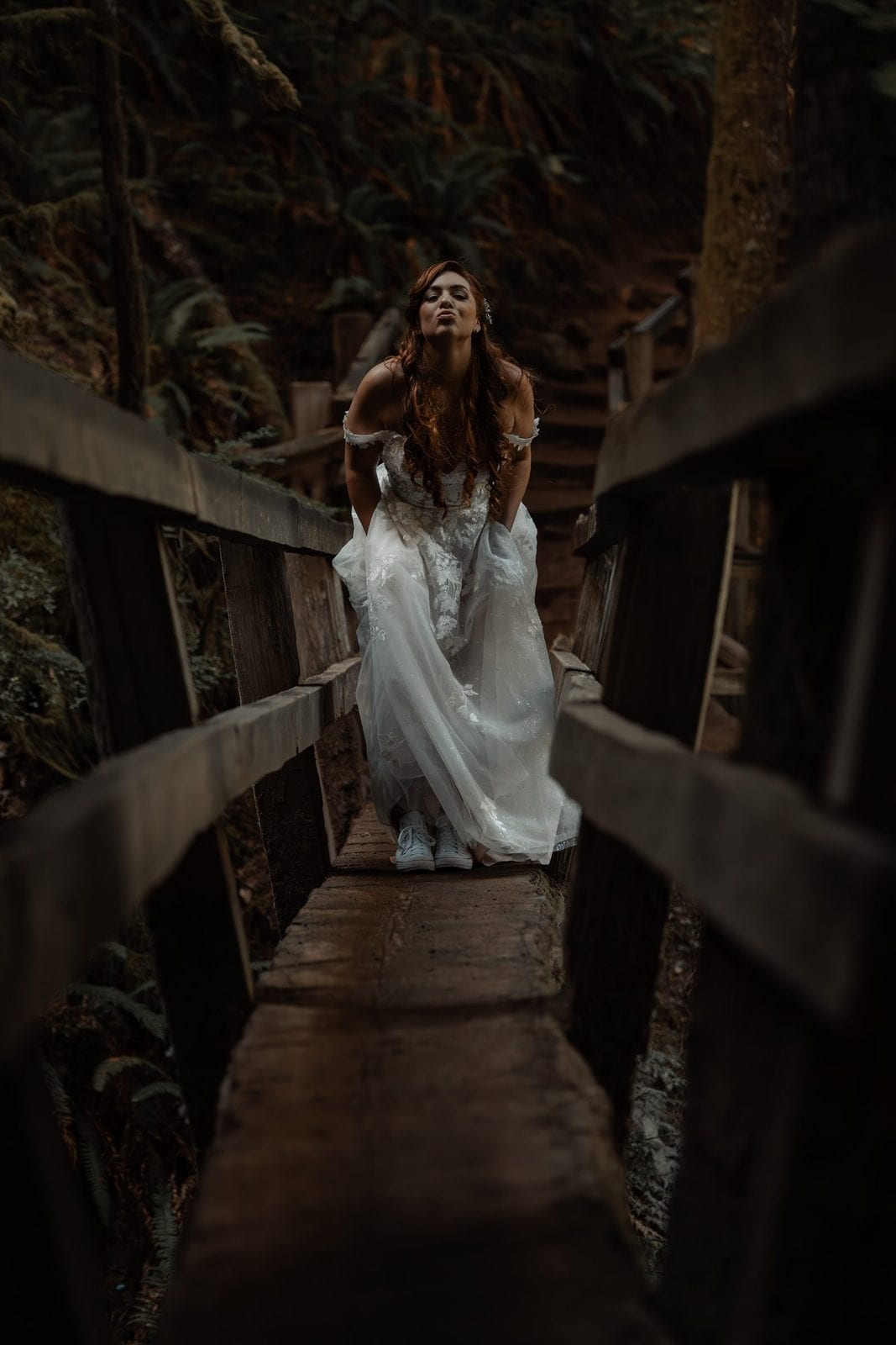 A bridal portrait on the footbridge